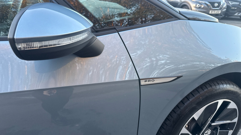 Volkswagen ID.3 150kW Family Pro Performance 58kWh 5dr Auto Electric Hatchback